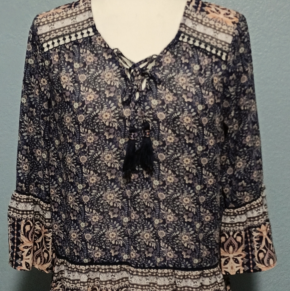 Floral knox rose bell sleeve blouse